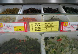 散裝食品“生日”難尋，食品安全如何保障？